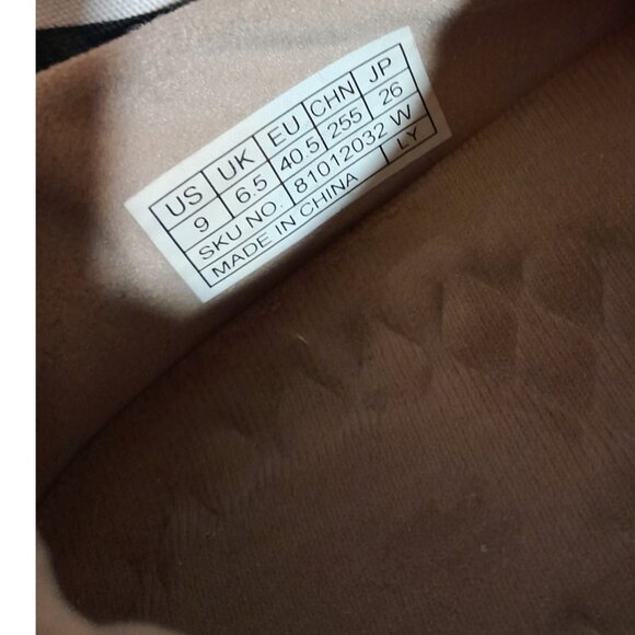 Uin Toledo Slip On Shoes Black White Abstract Art sz 9 - Picture 6 of 9